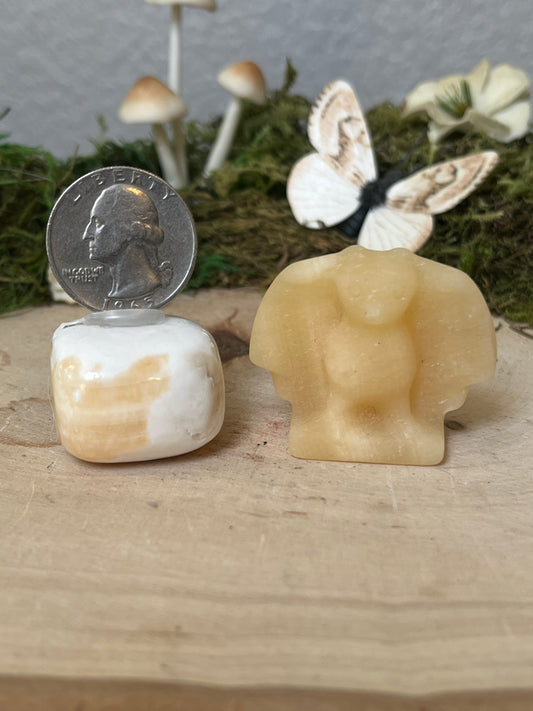Yellow Calcite Bat