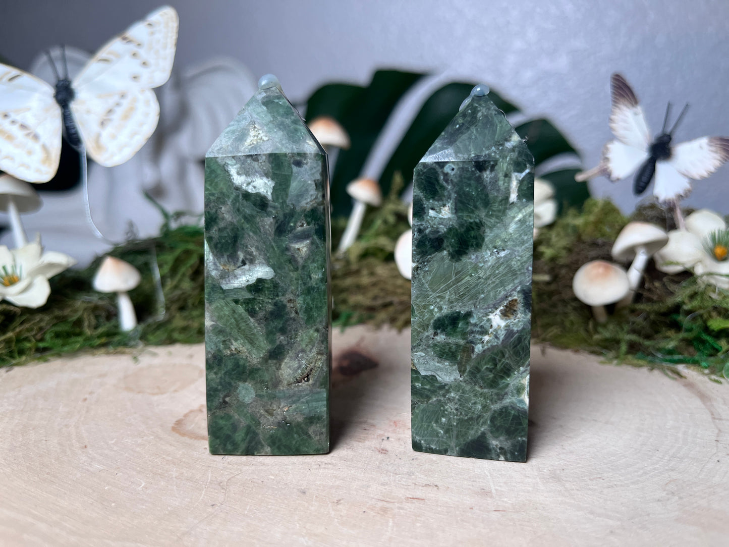 Green Diopside Point